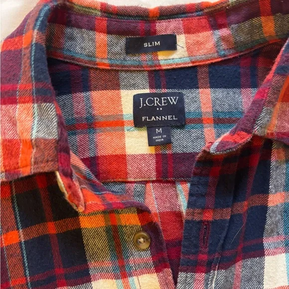 🚨2 for $12🚨Red and Blue Plaid Flannel Shirt - Picture 2 of 3